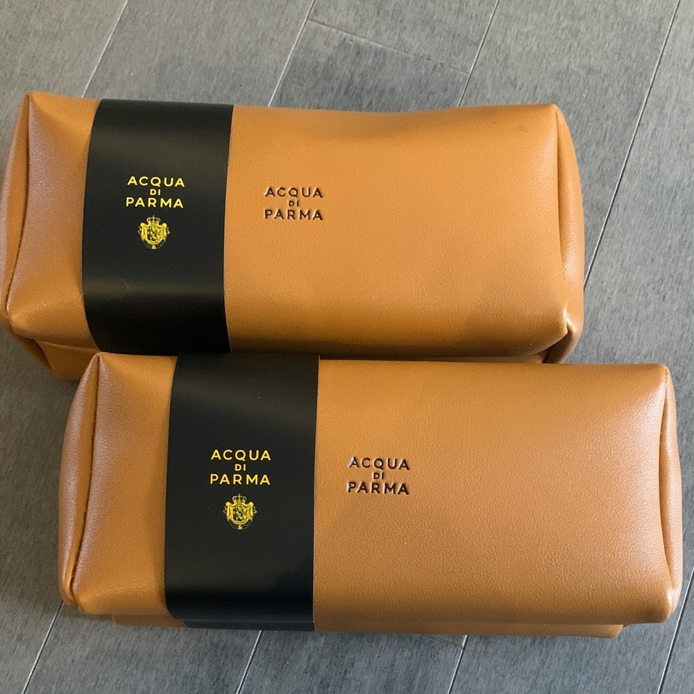 Set of 2 Air Canada Business Class Amenity Kits Acqua di Parma Travel Pouch
